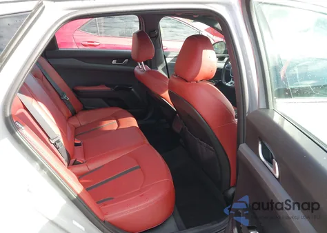 2023 Kia K5 Gt-Line z USA, uszkodzony, nr VIN 5XXG64J20PG212197